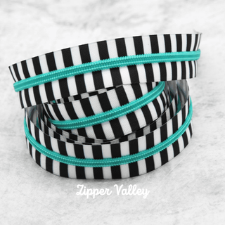 Aqua Chunky Zebra | Nylon Coil Zipper | Size 5 (3 Yards) - Emmaline Bags Inc. - Bag Zippers