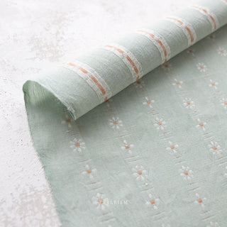 Welsummer | Forest Forage Daisies by Fableism Supply Co. (¼ Yard)