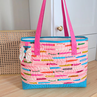 Divided Tablet Tote by Ma Tante Quilting (Printed Paper Pattern) - Emmaline Bags Inc.-Sewing Patterns