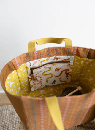 Fieldstone Tote by Noodlehead (Printed Paper Pattern) - Emmaline Bags Inc. - Sewing Patterns