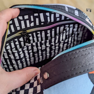 Konin Bowler Purse by Country Cow Designs (Printed Paper Book Pattern) - Emmaline Bags Inc. - Sewing Patterns
