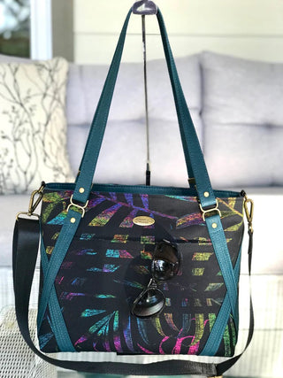 Passion Flower Tote by Blue Calla (Printed Paper Pattern) - Emmaline Bags Inc.