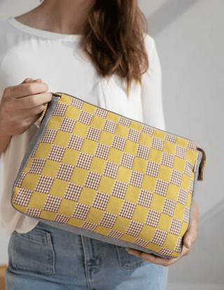 Plover Pouch by Noodlehead (Printed Paper Pattern) - Emmaline Bags Inc.