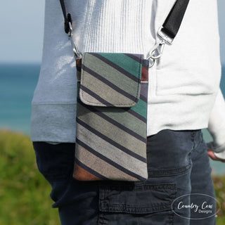 Sevien Phone Bag by Country Cow Designs (Printed Paper Book Pattern)* - Emmaline Bags Inc. - Sewing Patterns