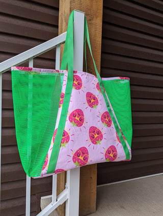 Taylor Beach Bag by UhOh Creations (Printed Paper Pattern) - Emmaline Bags Inc.