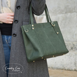 The Demelza Handbag by Country Cow Designs (Printed Paper Book Pattern) - Emmaline Bags Inc. - Sewing Patterns