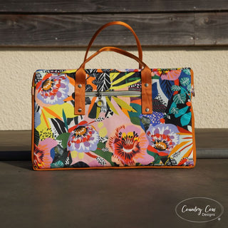 Travel Light Duffle by Country Cow Designs (Printed Paper Book Pattern) - Emmaline Bags Inc. - Sewing Patterns