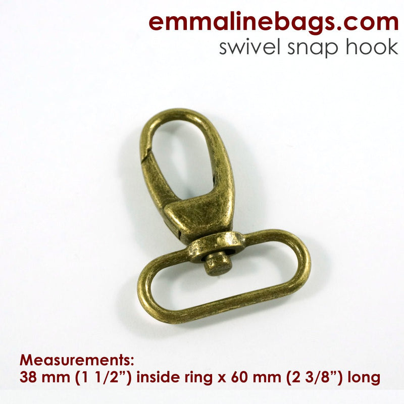https://emmalinebags.com/cdn/shop/products/swivel-snap-hook-designer-profile-2-packbag-hardwareemmaline-bags-inc-999119_800x.jpg?v=1708020186