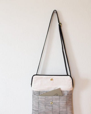 Traverse Bag by Noodlehead (Printed Paper Pattern) - Emmaline Bags Inc.